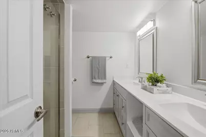 2837 E North Lane, Phoenix, AZ 85028 - Photo 15