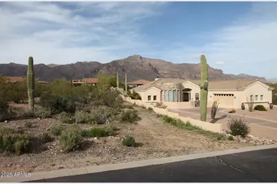 10584 E Walking Stick Way #4, Gold Canyon, AZ 85118 - Photo 3