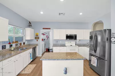 26415 N 41st Street, Phoenix, AZ 85050 - Photo 13