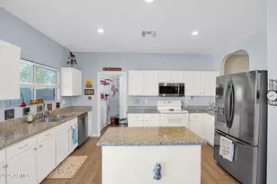 26415 N 41st St, Phoenix, AZ 85050 - Photo 13