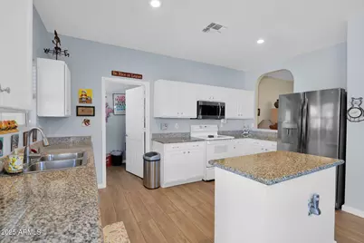 26415 N 41st Street, Phoenix, AZ 85050 - Photo 15