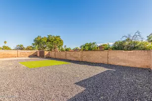 1873 E Ellis Dr, Tempe, AZ 85282 - Photo 31