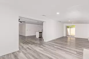 1873 E Ellis Dr, Tempe, AZ 85282 - Photo 9