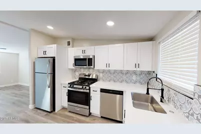 1011 E Amelia Avenue, Phoenix, AZ 85014 - Photo 9