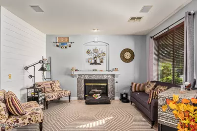 10054 E Lakeview Avenue, Mesa, AZ 85209 - Photo 5