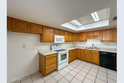 13607 N 24th Lane, Phoenix, AZ 85029 - Photo 7