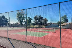 13607 N 24th Ln, Phoenix, AZ 85029 - Photo 3