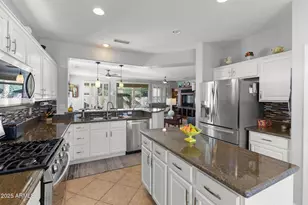 19228 N Guardian Ln, Surprise, AZ 85387 - Photo 15