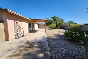 1803 W Kerry Ln, Phoenix, AZ 85027 - Photo 9