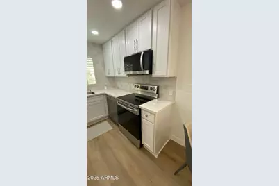 19400 N Westbrook Parkway #241, Peoria, AZ 85382 - Photo 11