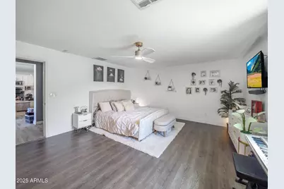 8728 E Monte Vista Road, Scottsdale, AZ 85257 - Photo 11