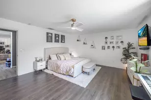 8728 E Monte Vista Rd, Scottsdale, AZ 85257 - Photo 11