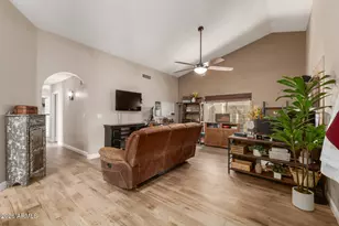 4154 W Questa Dr, Glendale, AZ 85310 - Photo 11