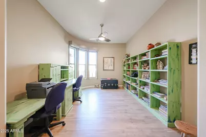 18173 W Echo Lane, Waddell, AZ 85355 - Photo 9