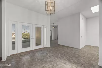 17841 N Willowbrook Drive, Sun City, AZ 85373 - Photo 3