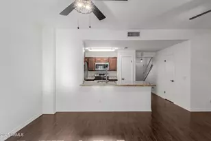 4114 E Union Hills Dr, Phoenix, AZ 85050 - Photo 9