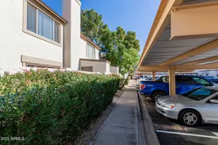 4114 E Union Hills Dr, Phoenix, AZ 85050 - Photo 39