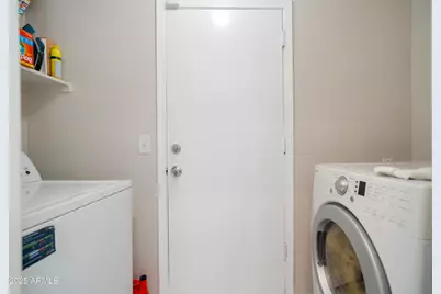 18240 N 89th Lane, Peoria, AZ 85382 - Photo 19