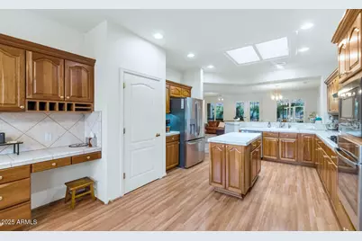 15230 W Cascade Court, Surprise, AZ 85374 - Photo 13