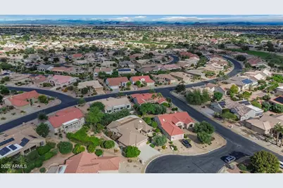 15230 W Cascade Court, Surprise, AZ 85374 - Photo 5