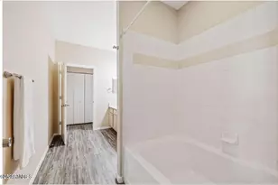 3236 E Chandler Blvd, Phoenix, AZ 85048 - Photo 9