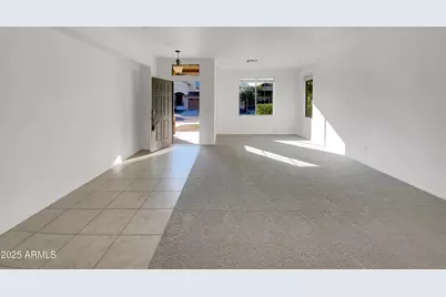 230 W Pacific Drive, Casa Grande, AZ 85122 - Photo 3