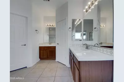 230 W Pacific Drive, Casa Grande, AZ 85122 - Photo 13