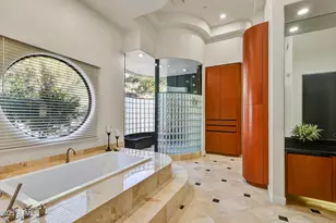 8812 E Palm Ln, Mesa, AZ 85207 - Photo 27