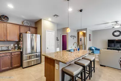 12163 W Locust Lane, Avondale, AZ 85323 - Photo 15