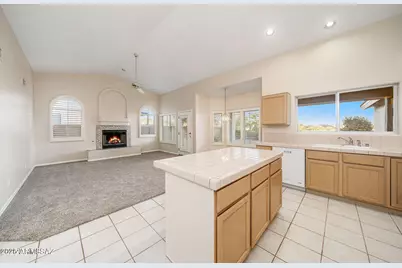1645 E Ganymede Drive, Tucson, AZ 85737 - Photo 15