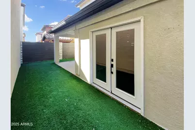 11671 N 165th Lane, Surprise, AZ 85388 - Photo 13