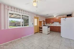 857 E Buffalo St, Chandler, AZ 85225 - Photo 11