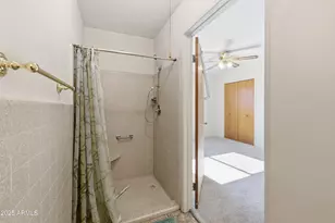 857 E Buffalo St, Chandler, AZ 85225 - Photo 27