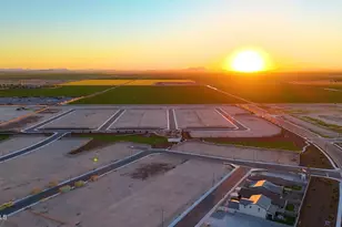 25445 W Bowker St, Buckeye, AZ 85326 - Photo 35