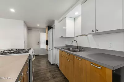 1030 E Polk Street, Phoenix, AZ 85006 - Photo 9