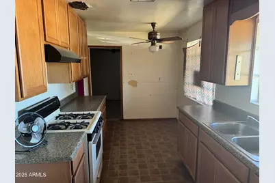 3801 W Montebello Avenue, Phoenix, AZ 85019 - Photo 9