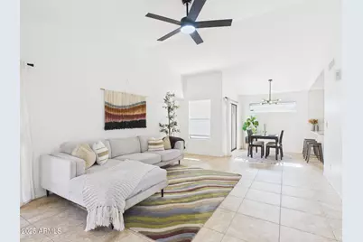 11807 N 76th Avenue, Peoria, AZ 85345 - Photo 3