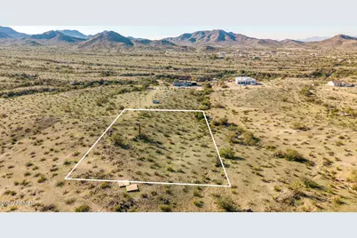 0 S 138th Ave 400-01-092A Avenue #400-01-092A, Goodyear, AZ 85338 - Photo 11