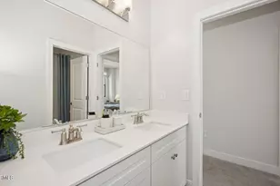 8022 W Royal Palm Rd, Peoria, AZ 85345 - Photo 27