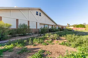 4350 E Vermont Ave, Phoenix, AZ 85018 - Photo 9