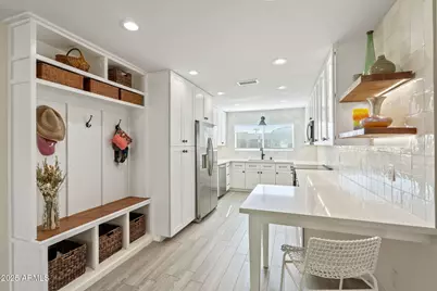 7602 E Northland Drive, Scottsdale, AZ 85251 - Photo 9