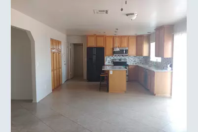 568 W Caroline Lane, Chandler, AZ 85225 - Photo 5
