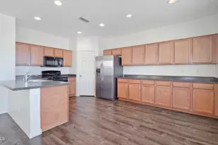 1006 S 202nd Ln, Buckeye, AZ 85326 - Photo 9