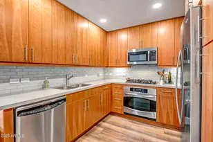 7161 E Rancho Vista Dr, Scottsdale, AZ 85251 - Photo 13