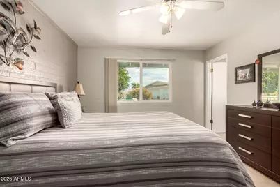 11247 N 109th Avenue, Sun City, AZ 85351 - Photo 19