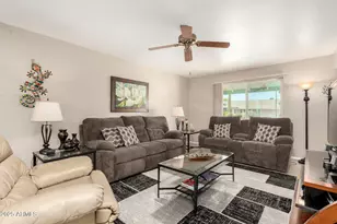 11247 N 109th Ave, Sun City, AZ 85351 - Photo 7