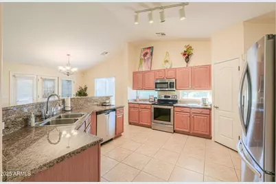 146 S Firerock Court, Casa Grande, AZ 85194 - Photo 11