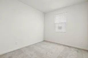 4127 W Erik Ln, San Tan Valley, AZ 85144 - Photo 3