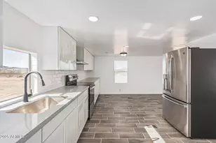 35353 W Wier Ave, Tonopah, AZ 85354 - Photo 11