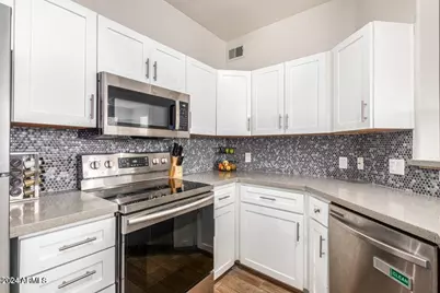 9550 E Thunderbird Road #Unit 266, Scottsdale, AZ 85260 - Photo 13